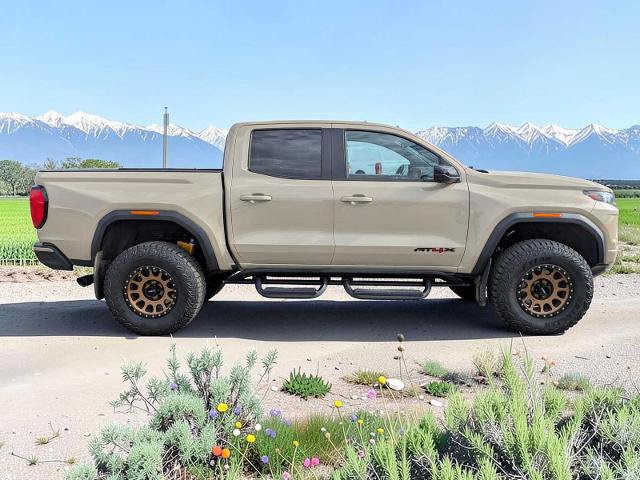 Used 2024 GMC Canyon AT4X AWD/4WD image 7
