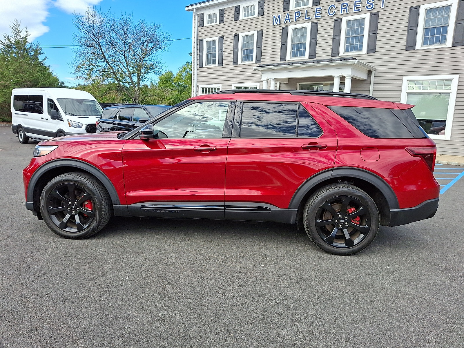 Certified 2023 Ford Explorer ST w/ Equipment Group 401A AWD/4WD image 8
