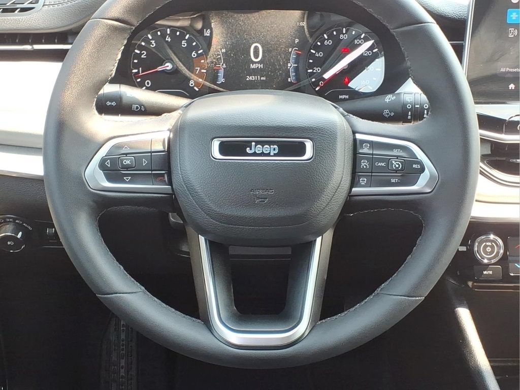 Used 2024 Jeep Compass Limited AWD/4WD image 15