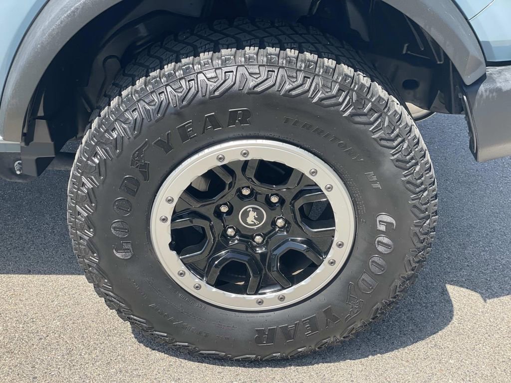 Certified 2021 Ford Bronco Big Bend w/ Sasquatch Package AWD/4WD image 31