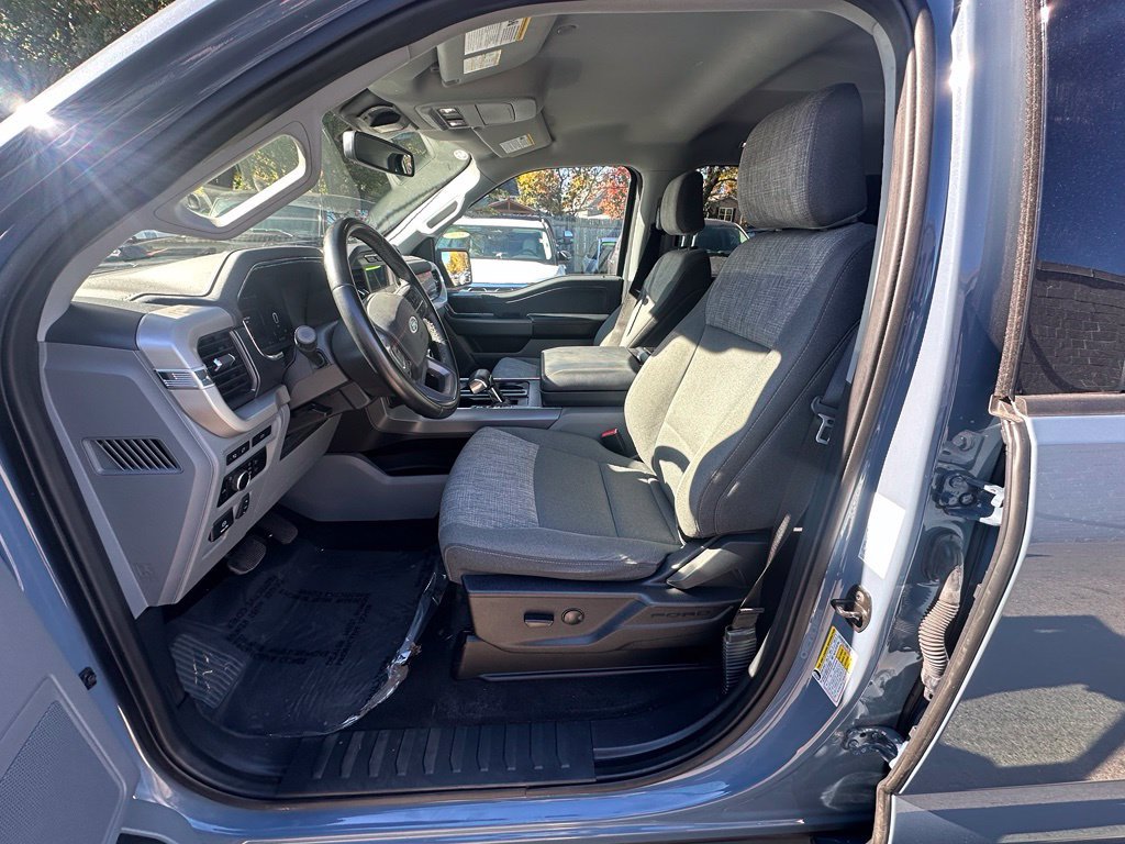 Certified 2023 Ford F150 Lightning XLT AWD/4WD image 9
