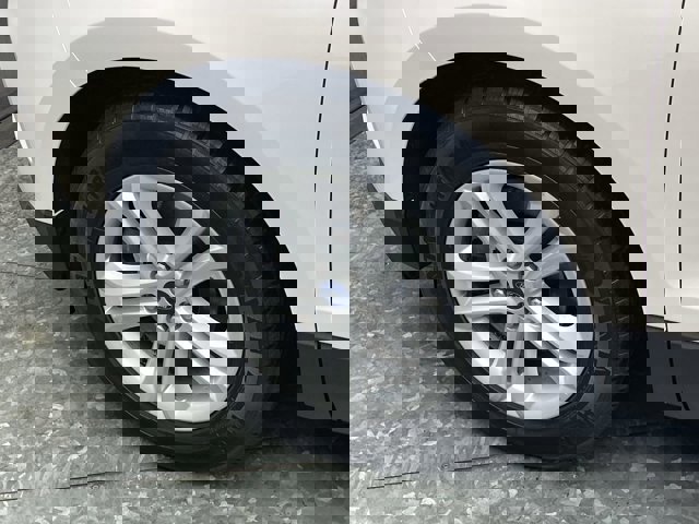 Certified 2019 Ford Edge SEL w/ Equipment Group 201A image 36