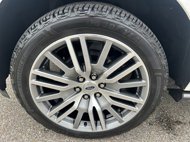 Certified 2022 Ford Expedition Limited image 10