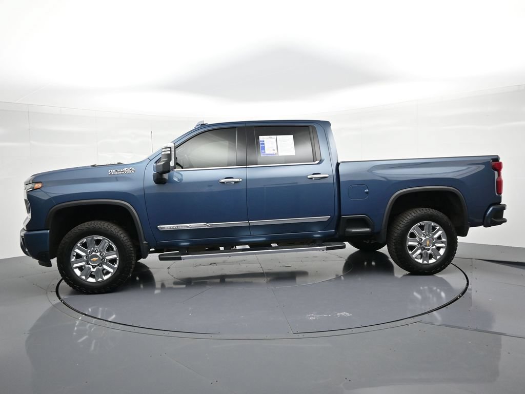 Used 2024 Chevrolet Silverado 3500 High Country w/ Z71 Off-Road Package AWD/4WD image 9