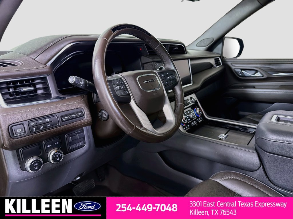 Used 2023 GMC Yukon XL Denali w/ Denali Reserve Package RWD image 11