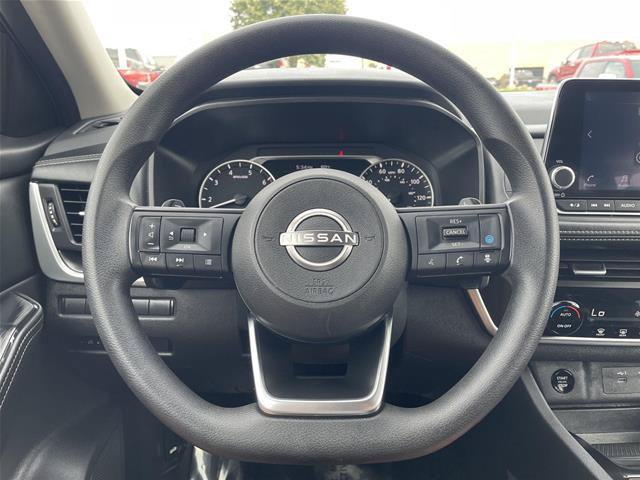 Used 2024 Nissan Rogue SV AWD/4WD image 12