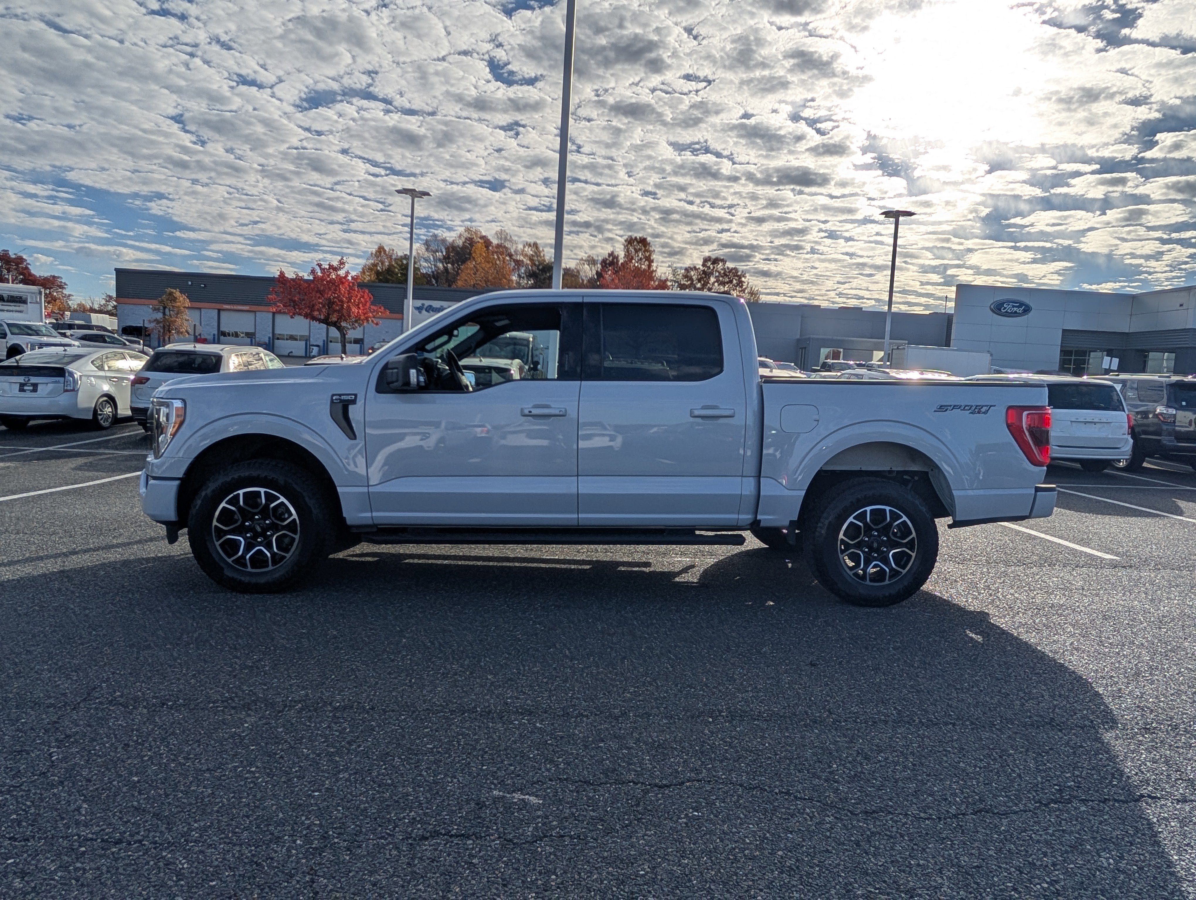Certified 2022 Ford F150 XLT w/ Equipment Group 302A High image 2