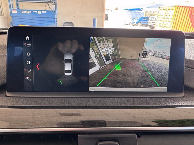 Used 2018 BMW 330i Sedan w/ Premium Package RWD image 18