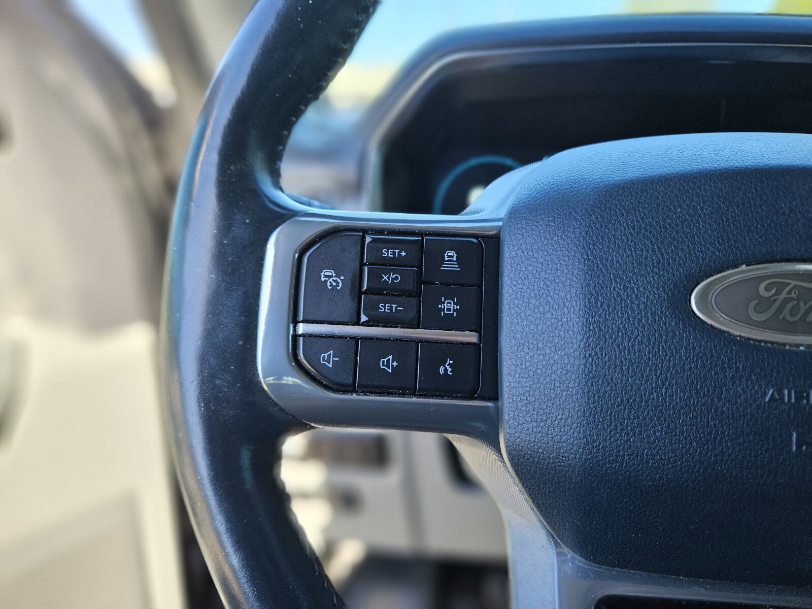 Certified 2023 Ford F150 Limited image 29