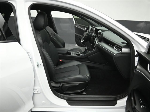Used 2023 Kia K5 GT-Line image 47
