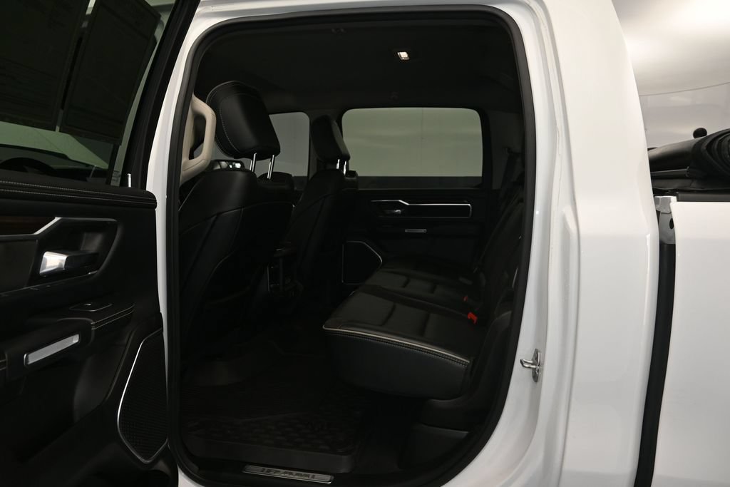 Used 2022 RAM 1500 Laramie AWD/4WD image 25
