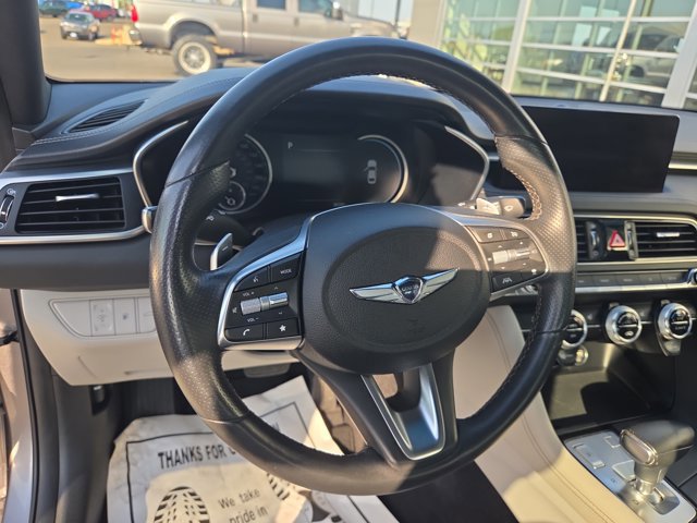 Used 2023 Genesis G70 2.0T image 16
