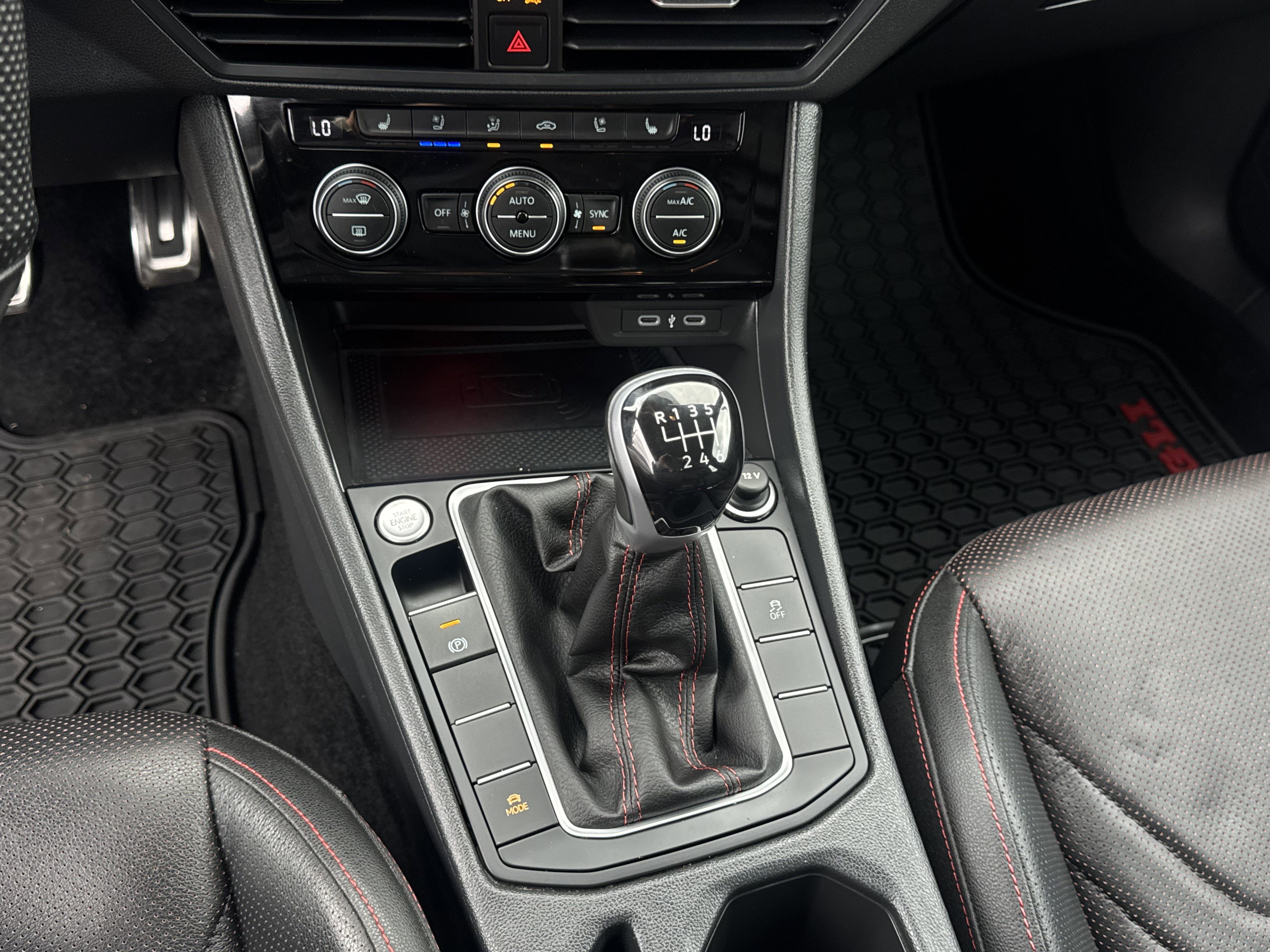 Used 2024 Volkswagen Jetta GLI Autobahn w/ GLI Black Package image 20