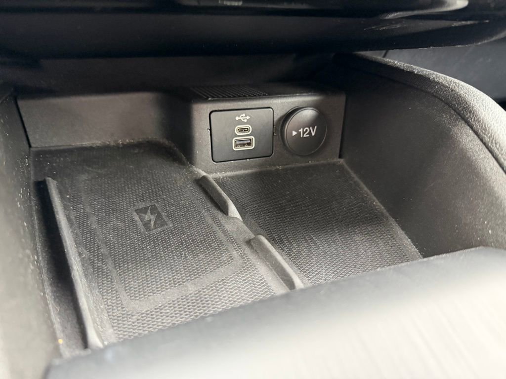 Certified 2025 Ford Escape ST-Line Select w/ Tech Pack #2 image 26