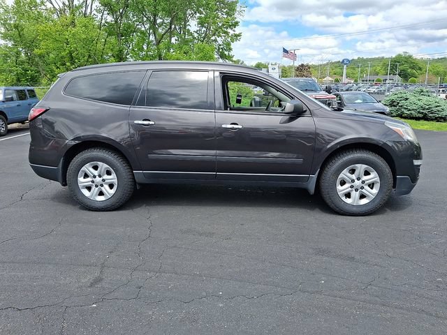 Used 2017 Chevrolet Traverse LS FWD image 15