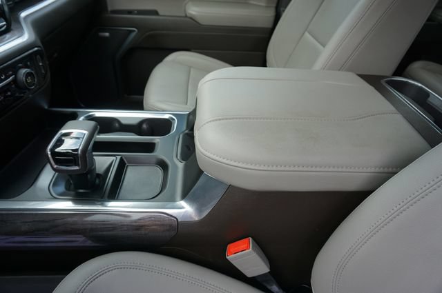 Used 2023 Chevrolet Silverado 1500 LTZ w/ LTZ Convenience Package II AWD/4WD image 29