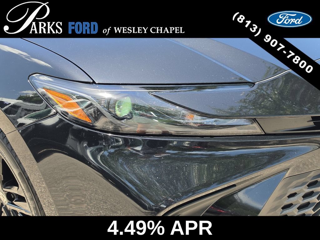 Used 2025 Toyota Camry SE FWD image 7