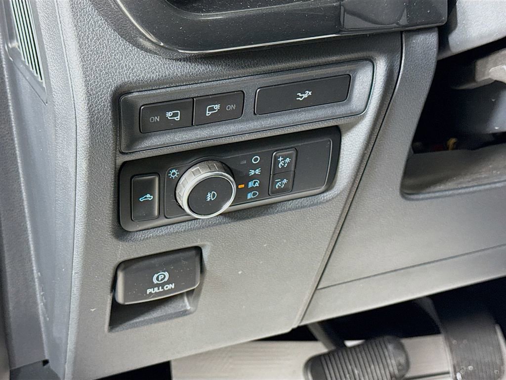 Certified 2022 Ford F150 XLT w/ Equipment Group 302A High image 10