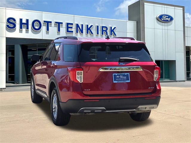 Certified 2022 Ford Explorer XLT w/ Equipment Group 202A image 6