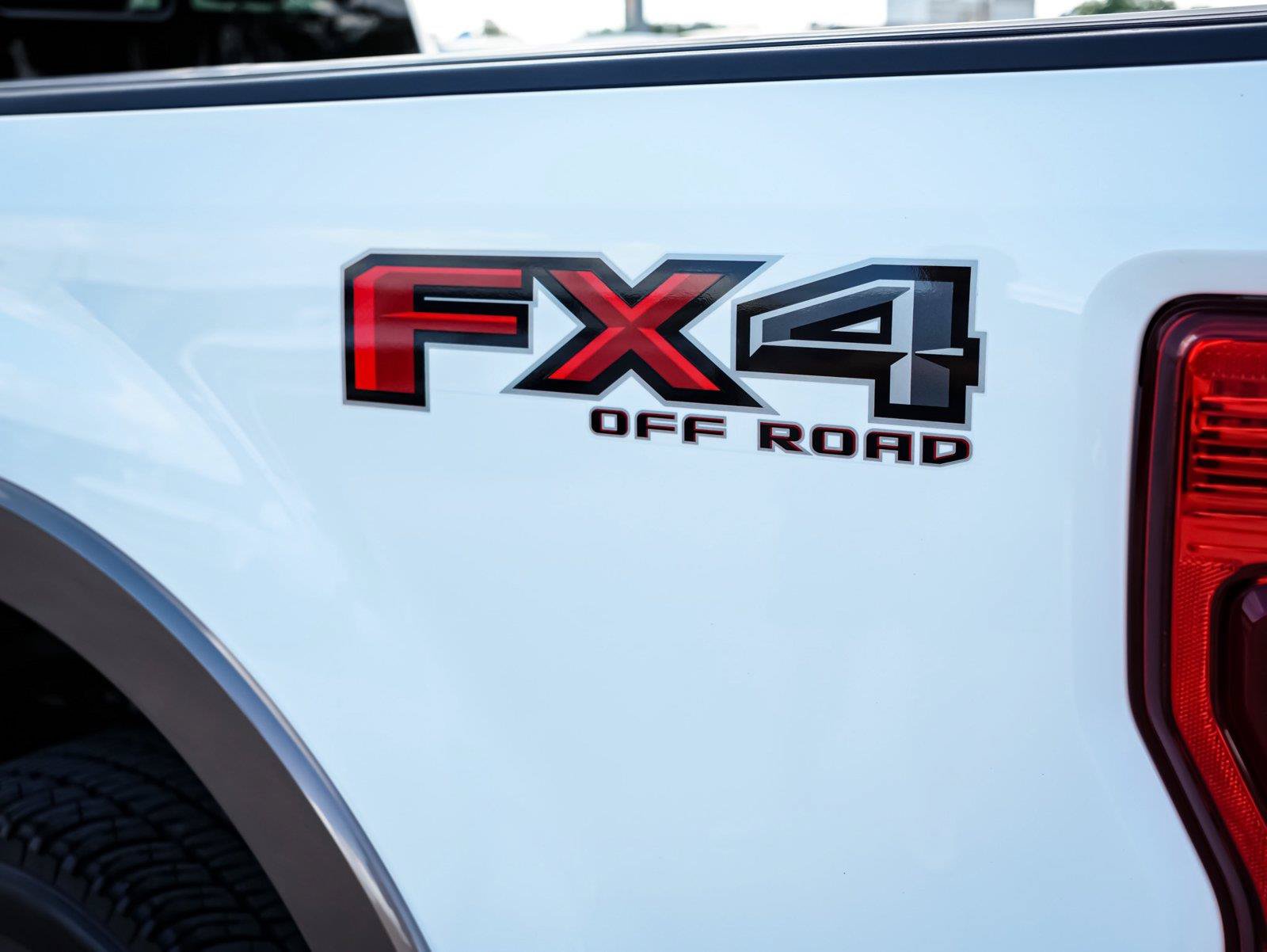 Certified 2021 Ford F250 King Ranch w/ King Ranch Ultimate Package AWD/4WD image 28