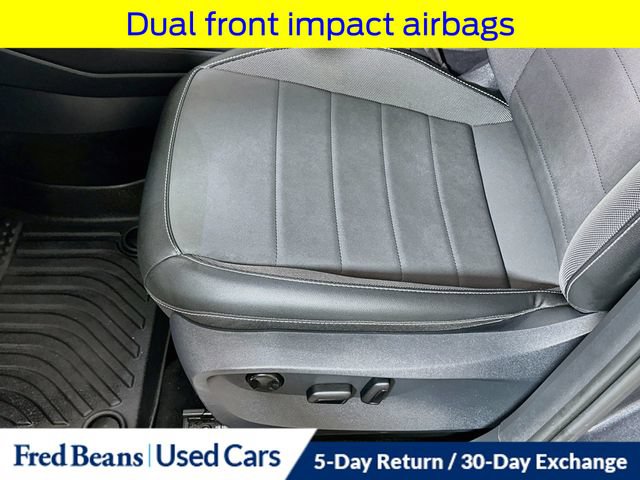 Used 2022 Volkswagen Taos SE w/ Panoramic Sunroof Package AWD/4WD image 23