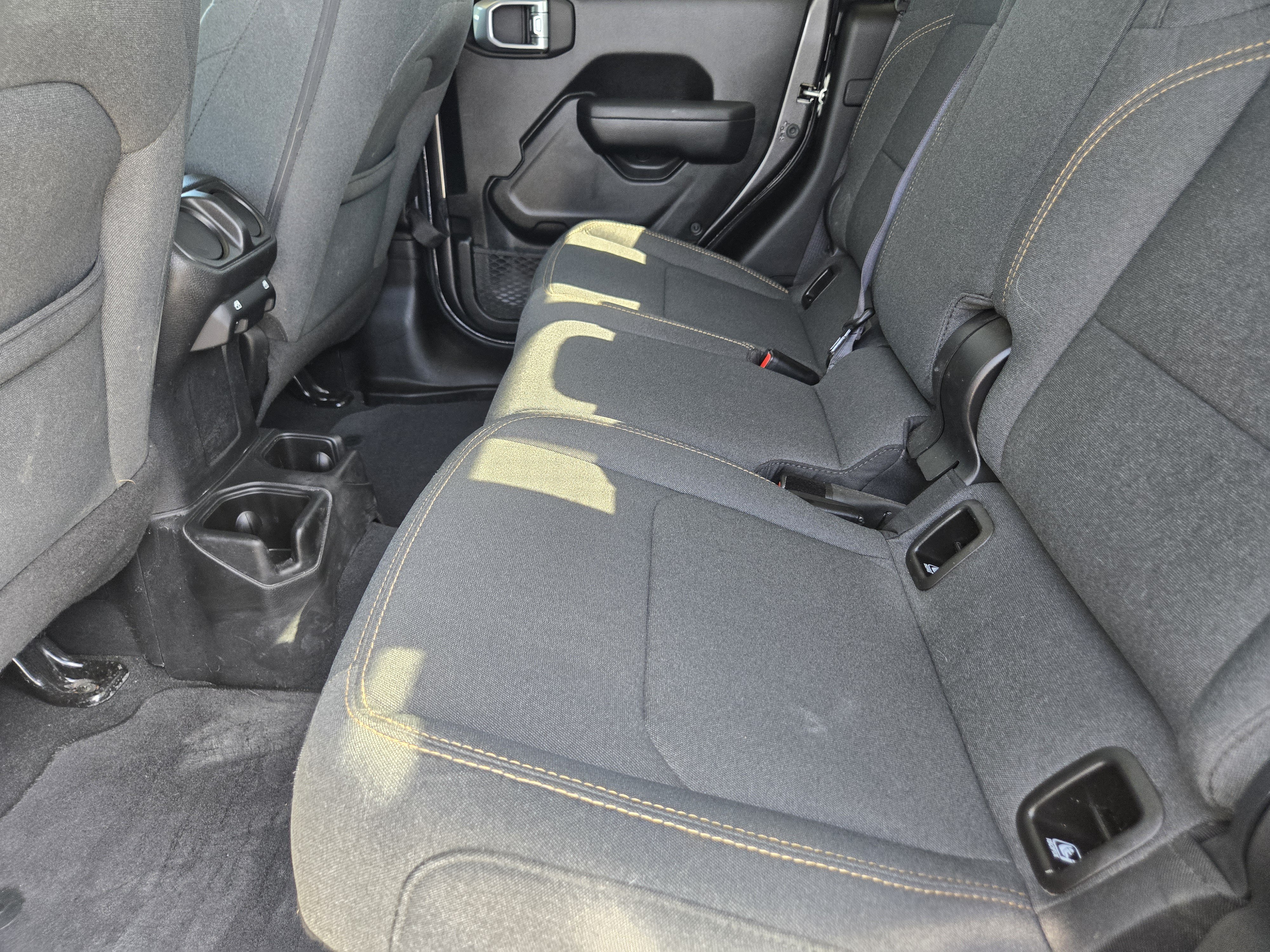 Used 2025 Jeep Gladiator Sport AWD/4WD image 28