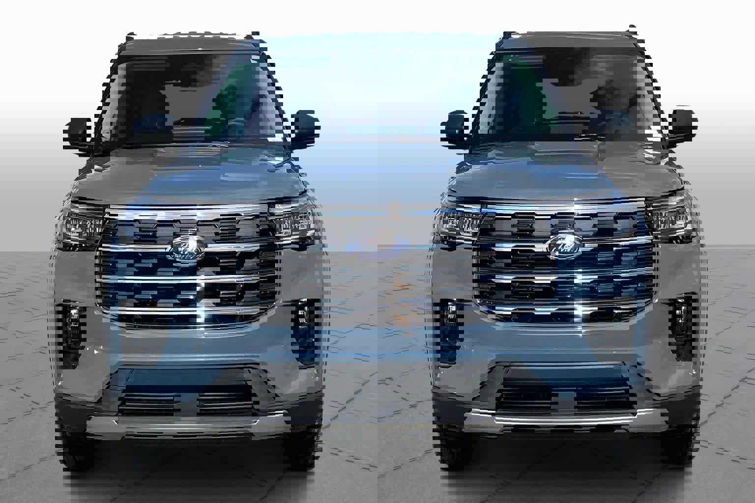 Certified 2025 Ford Explorer Active w/ Active Comfort Package image 6