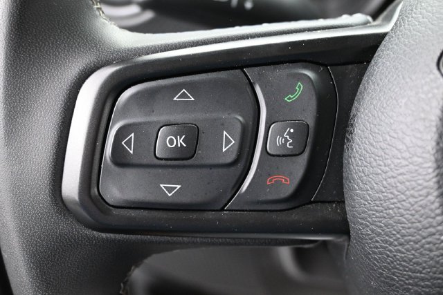 Used 2025 Jeep Wrangler Unlimited Rubicon AWD/4WD image 17