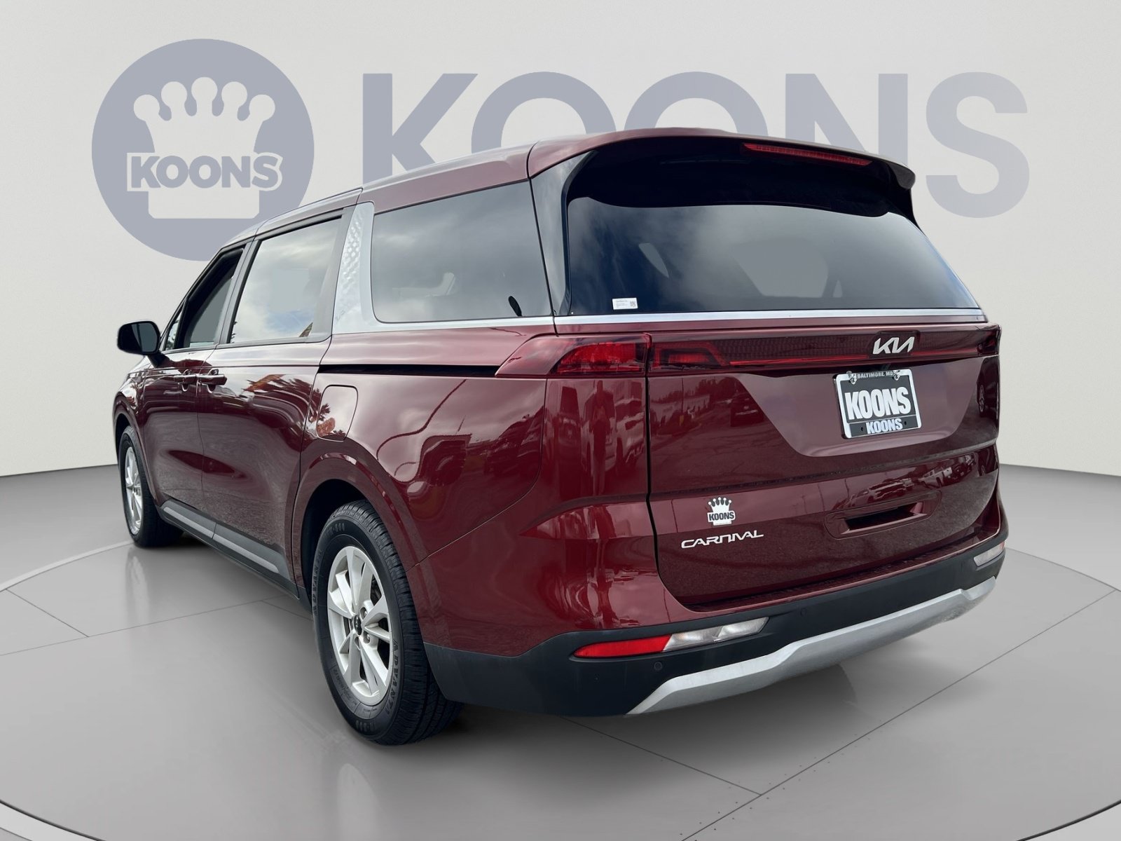 Used 2024 Kia Carnival LX FWD image 4