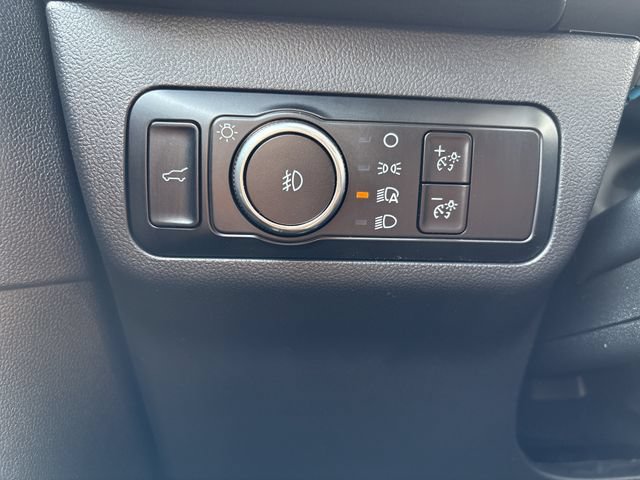 Certified 2025 Ford Escape ST-Line Select AWD/4WD image 30