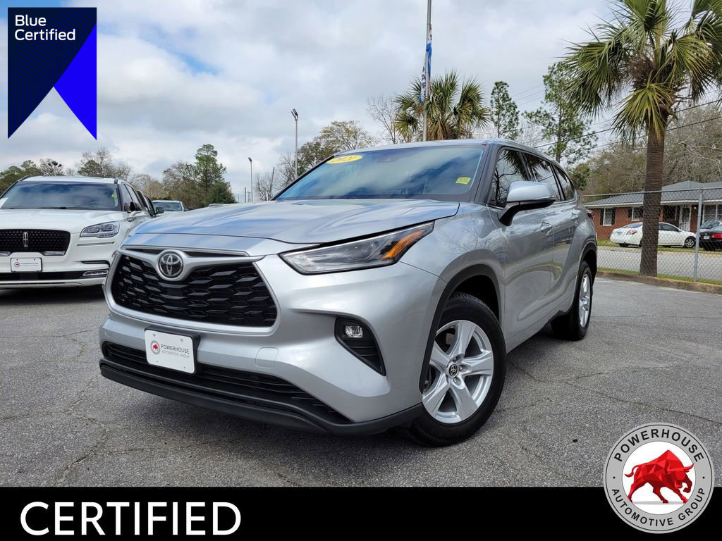 Used 2021 Toyota Highlander LE