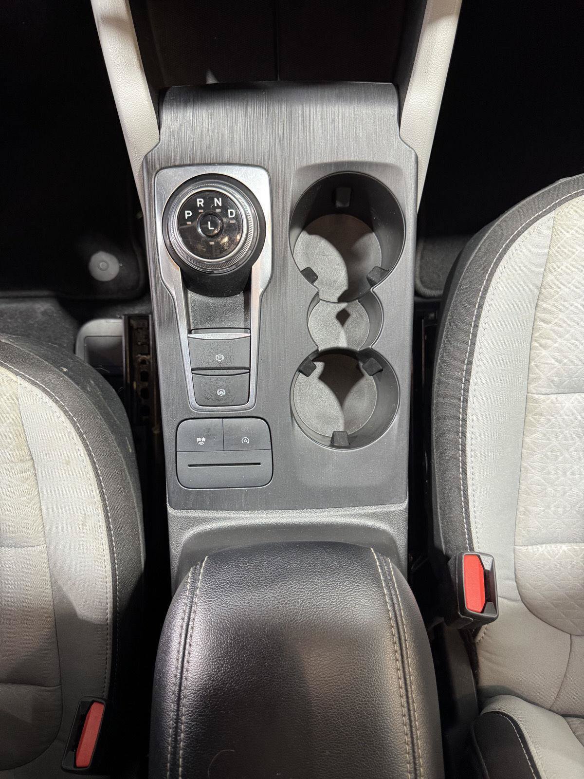 Certified 2025 Ford Escape Active w/ Cold Weather Package FWD image 34