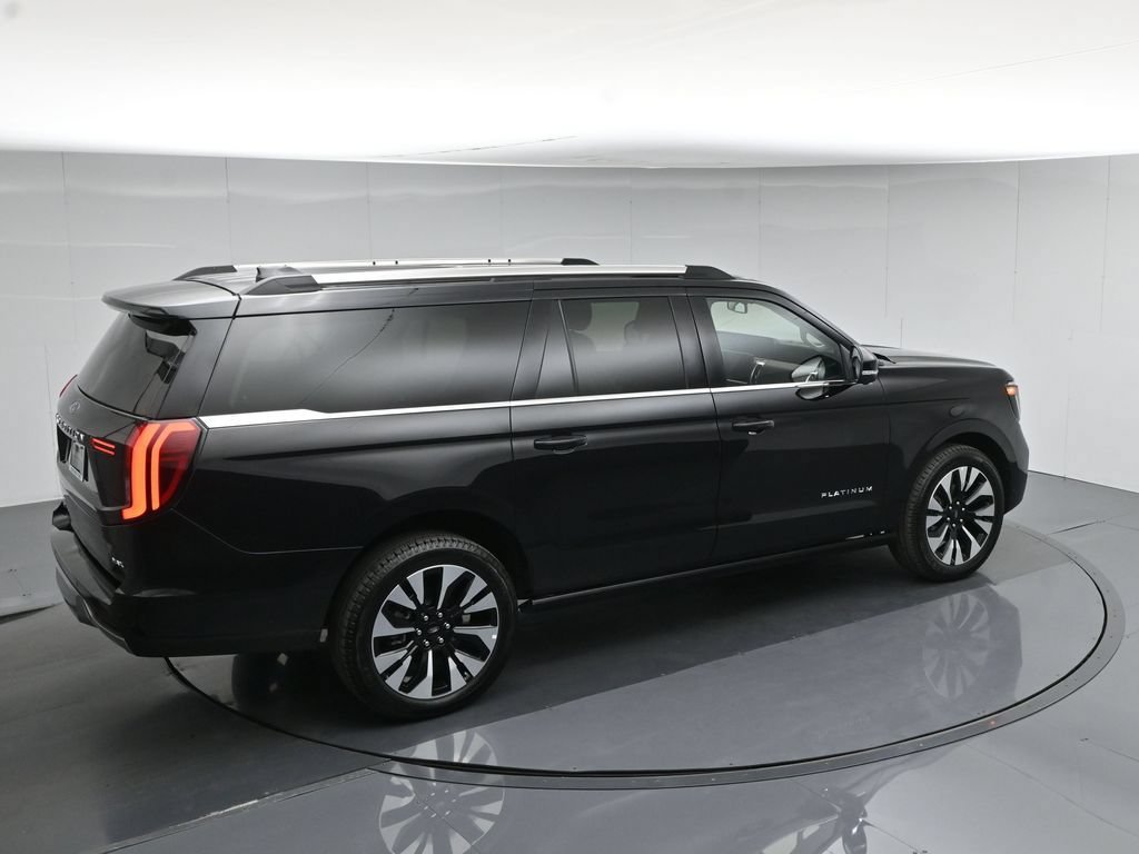 Certified 2025 Ford Expedition Max Platinum w/ Driver's Package AWD/4WD image 46