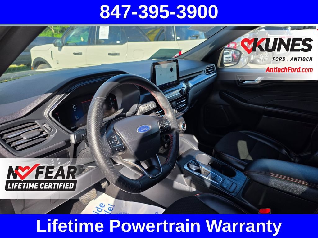 Certified 2025 Ford Escape ST-Line AWD/4WD image 27