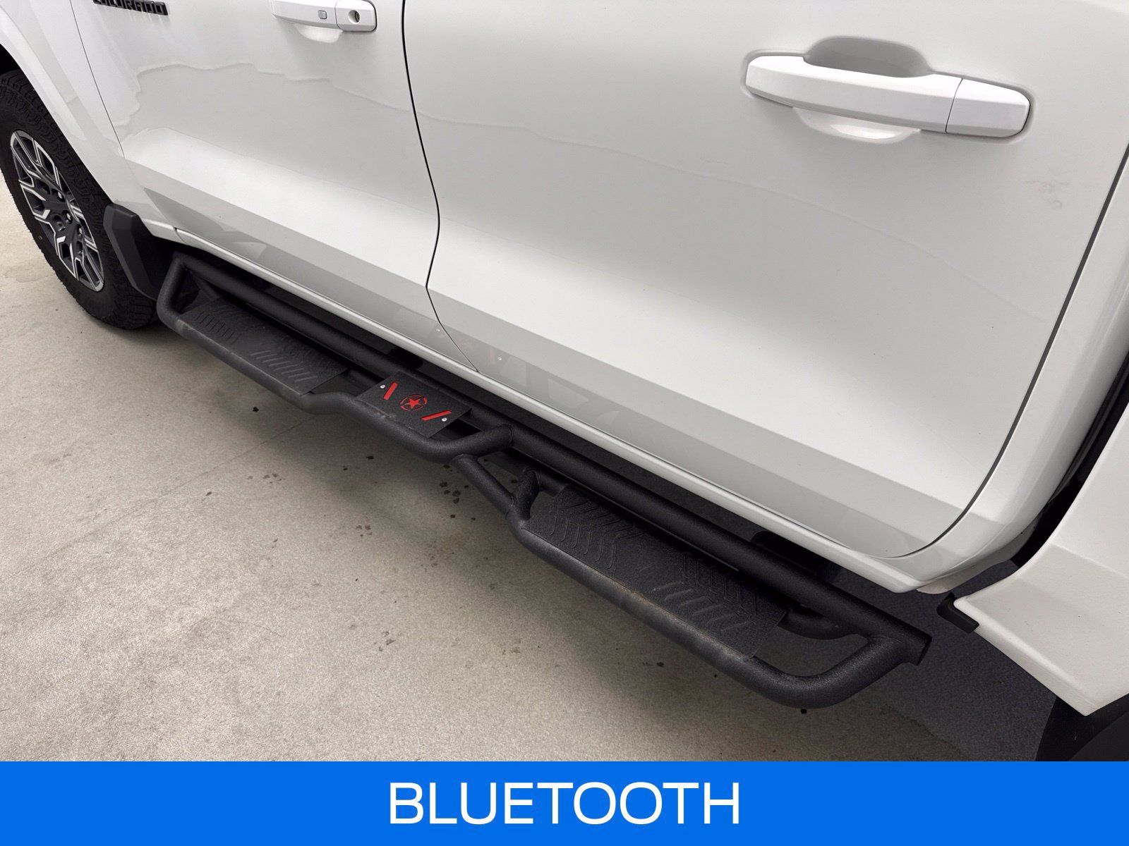 Used 2024 Chevrolet Colorado Z71 w/ Z71 Convenience Package 2 AWD/4WD image 6