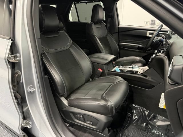 Certified 2022 Ford Explorer ST AWD/4WD image 38