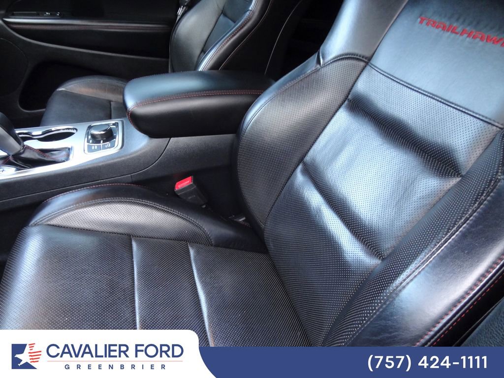 Used 2019 Jeep Grand Cherokee Trailhawk w/ Trailhawk Luxury Group AWD/4WD image 7