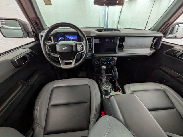 Certified 2024 Ford Bronco Black Diamond w/ Sasquatch Package AWD/4WD image 11