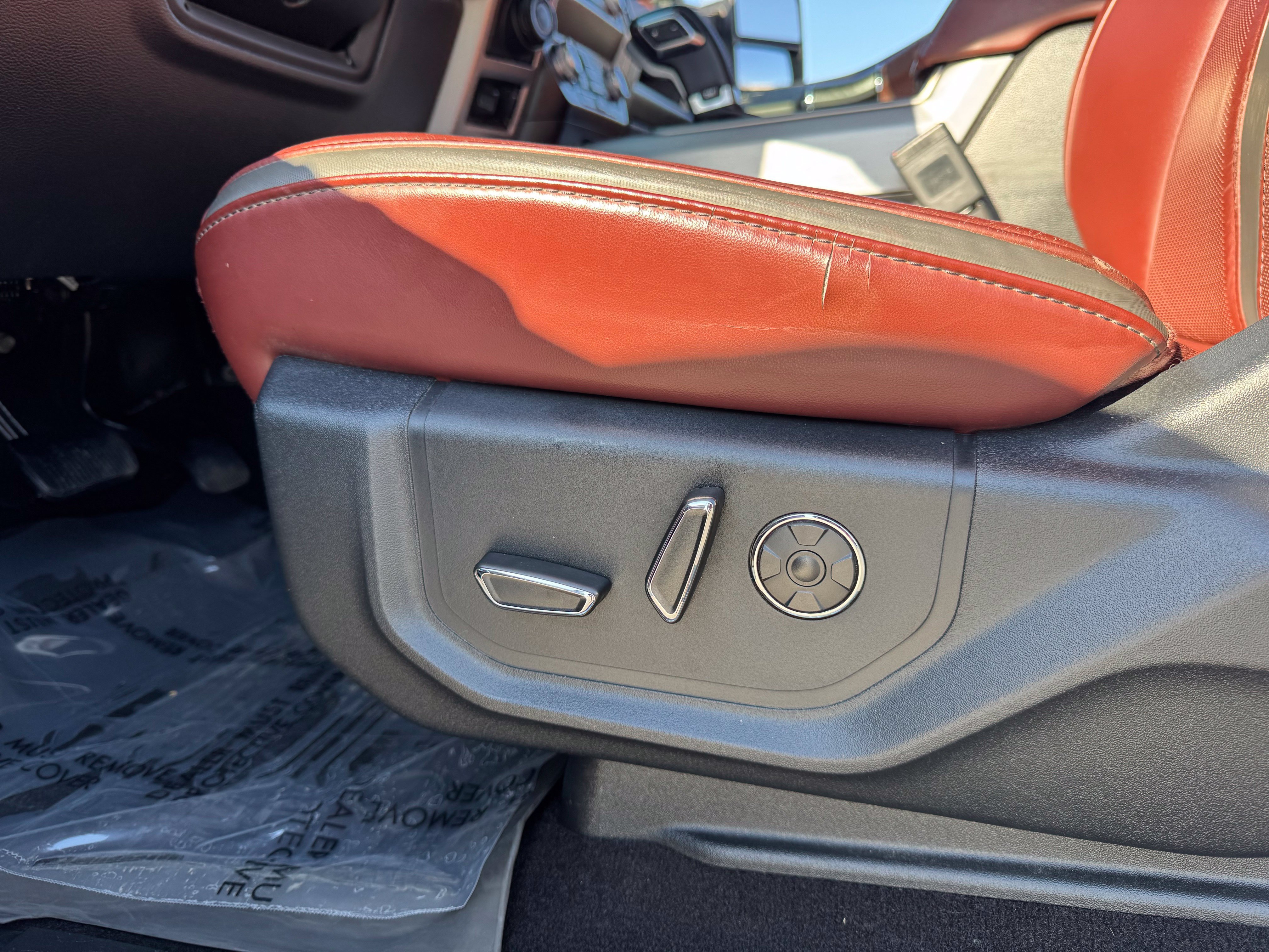 Certified 2019 Ford F150 Platinum w/ Equipment Group 701A Luxury AWD/4WD image 52