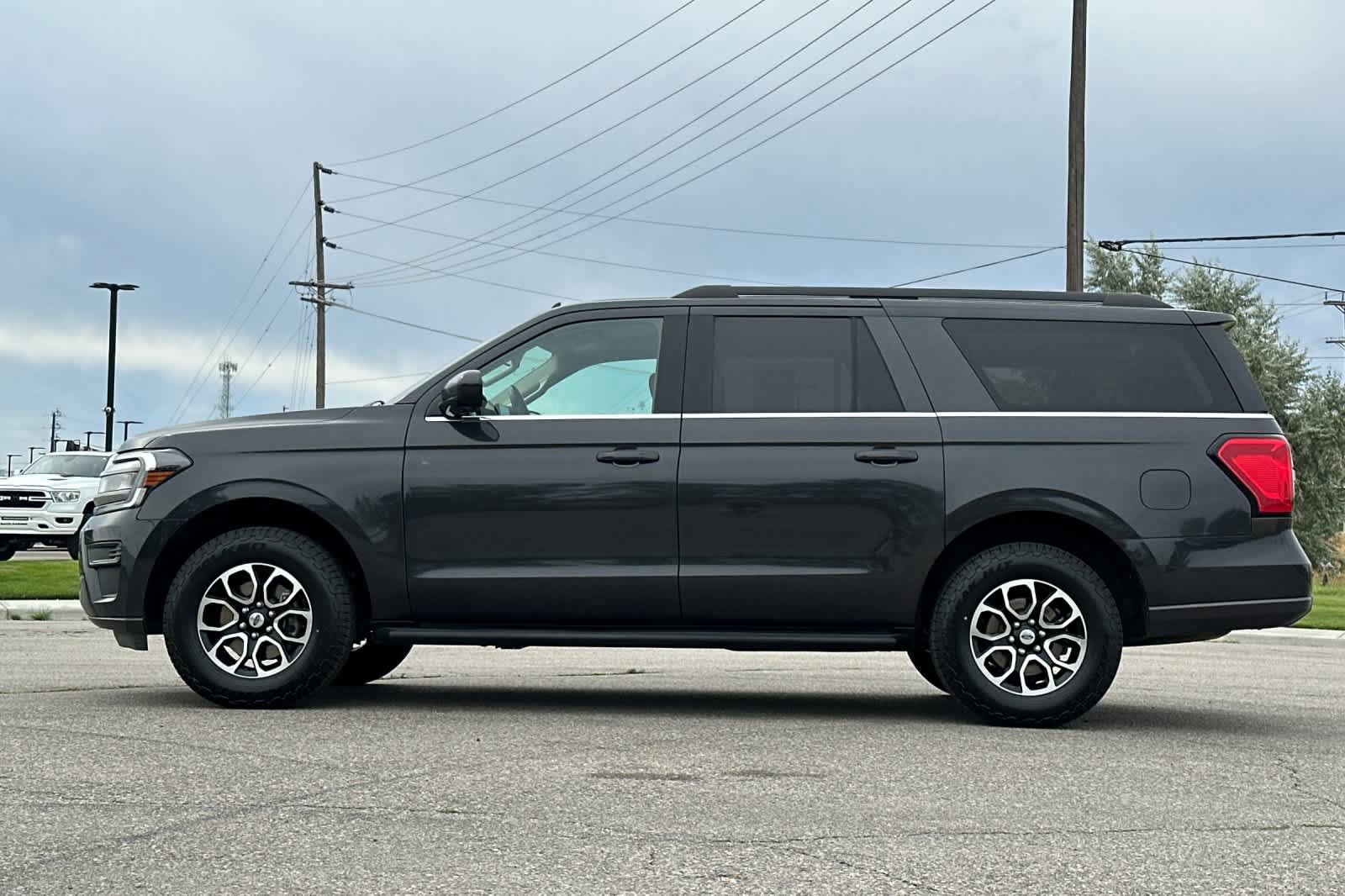 Certified 2023 Ford Expedition Max XLT AWD/4WD image 5