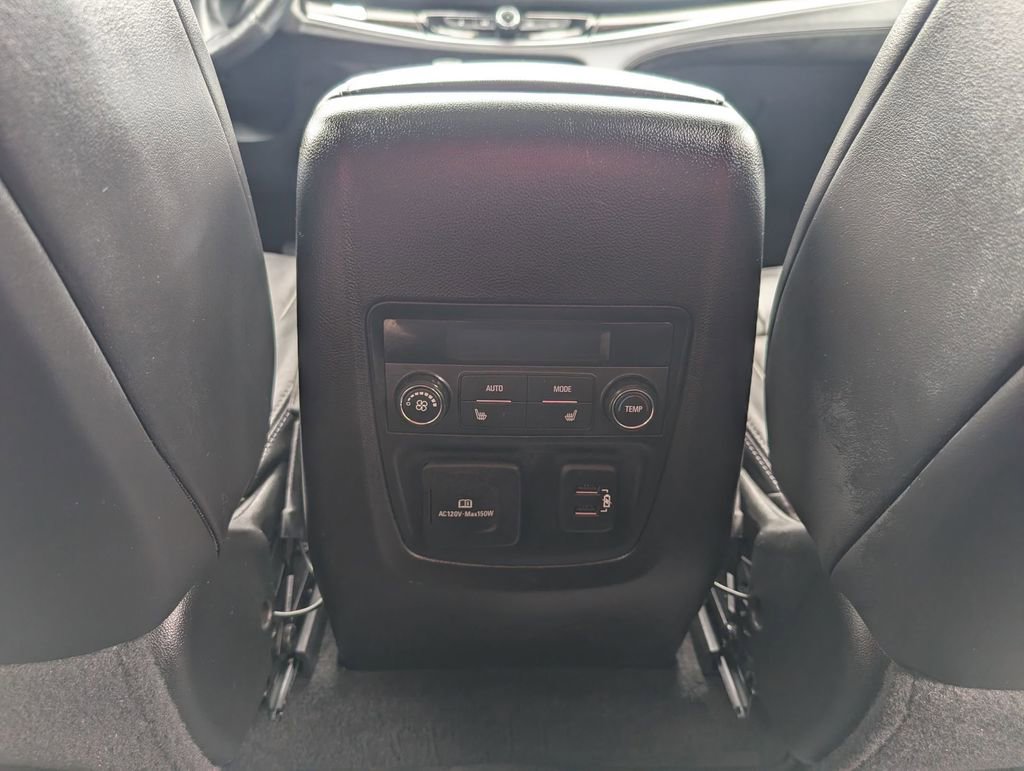 Used 2021 Buick Enclave Avenir w/ Avenir Technology Package AWD/4WD image 19