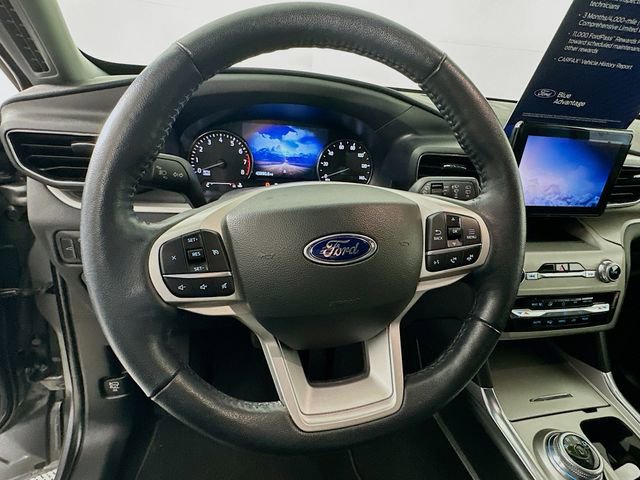Certified 2022 Ford Explorer XLT w/ Equipment Group 202A image 16