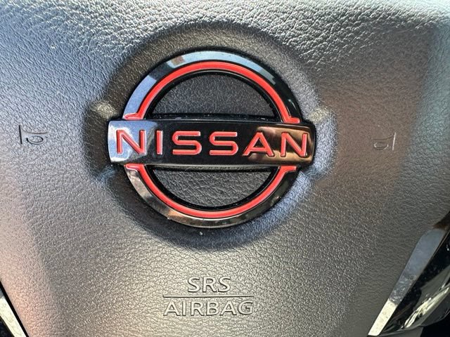Used 2025 Nissan Frontier PRO-4X AWD/4WD image 27