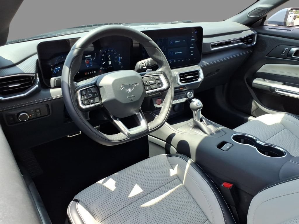 Certified 2025 Ford Mustang GT Premium RWD image 5