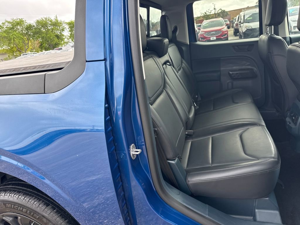 Certified 2024 Ford Maverick Lariat w/ Black Appearance Package image 28