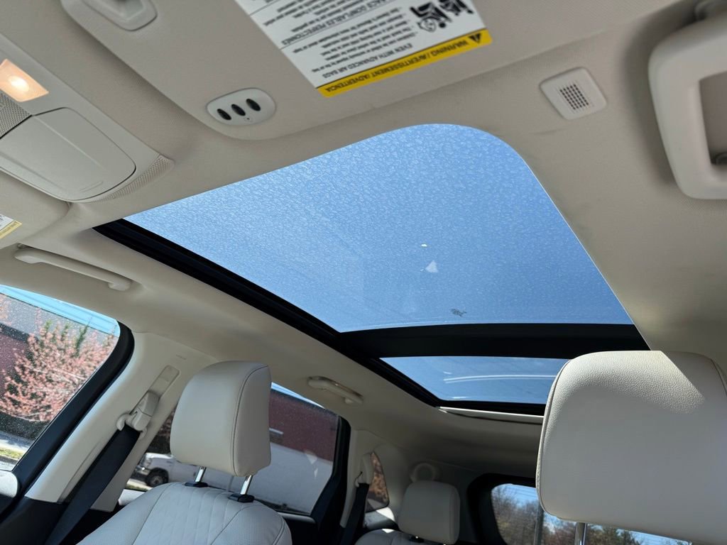 Certified 2024 Ford Edge Titanium w/ Titanium Elite Package image 14