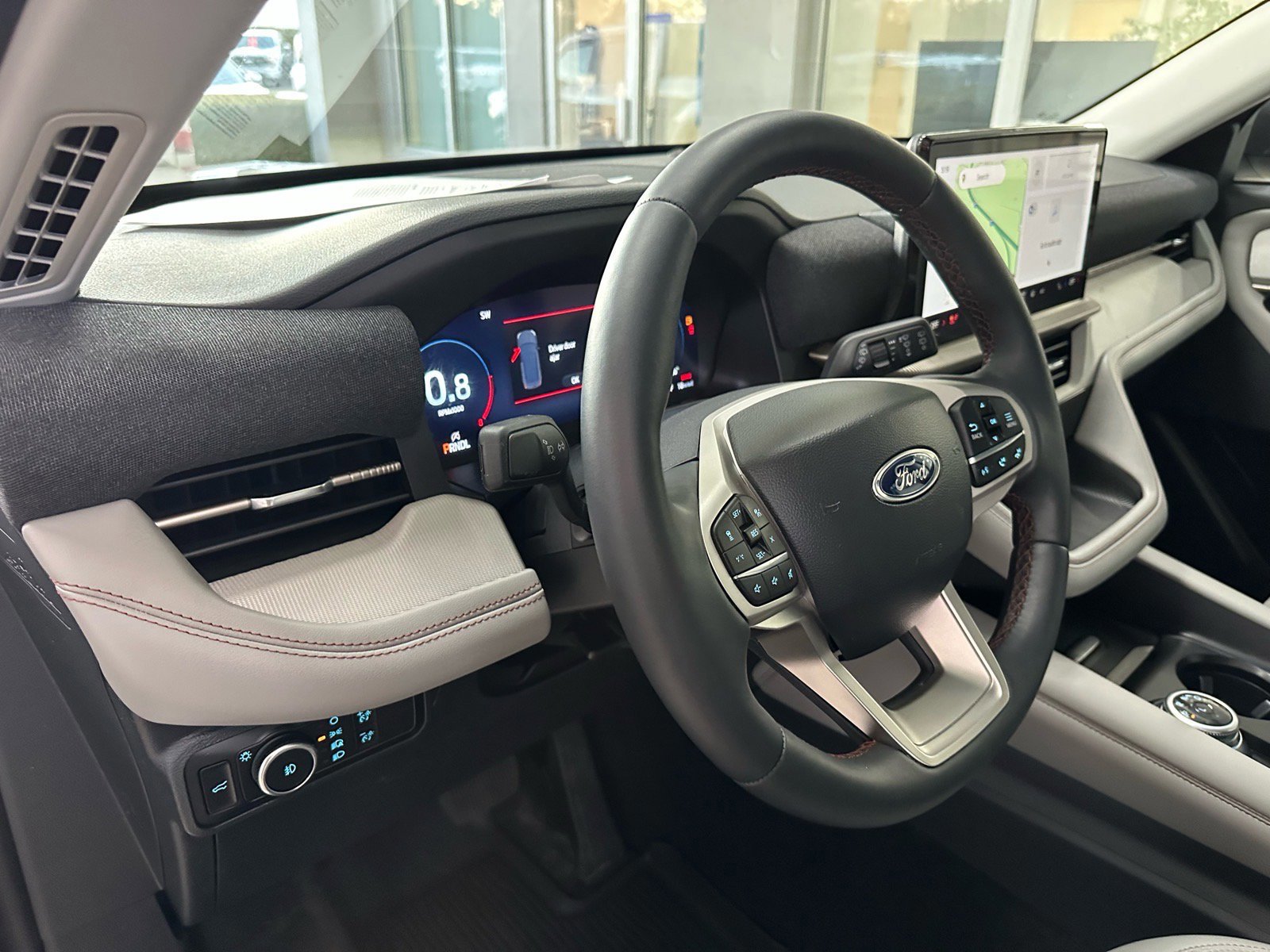 Certified 2025 Ford Explorer Active w/ Active Comfort Package image 19