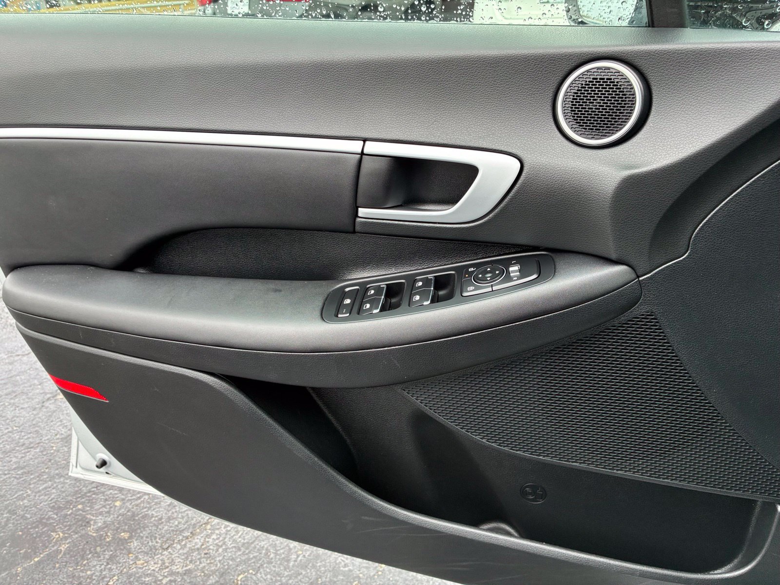 Used 2025 Hyundai Sonata SEL FWD image 11