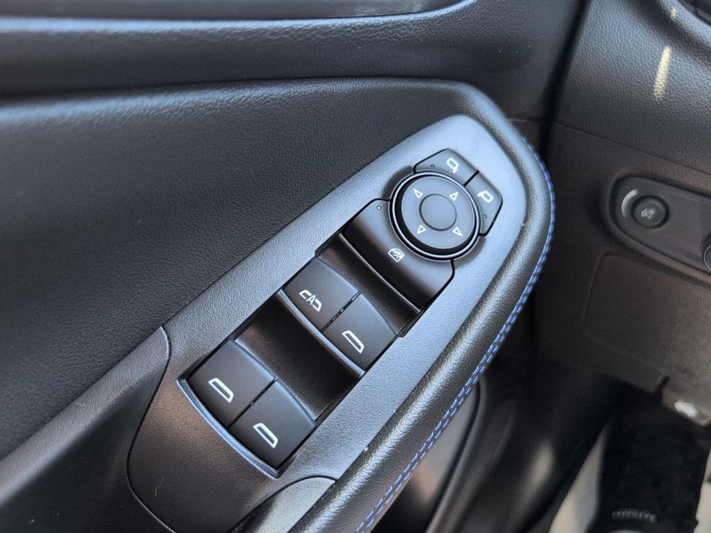 Used 2025 Buick Encore GX Sport Touring w/ Advanced Technology Package FWD image 24
