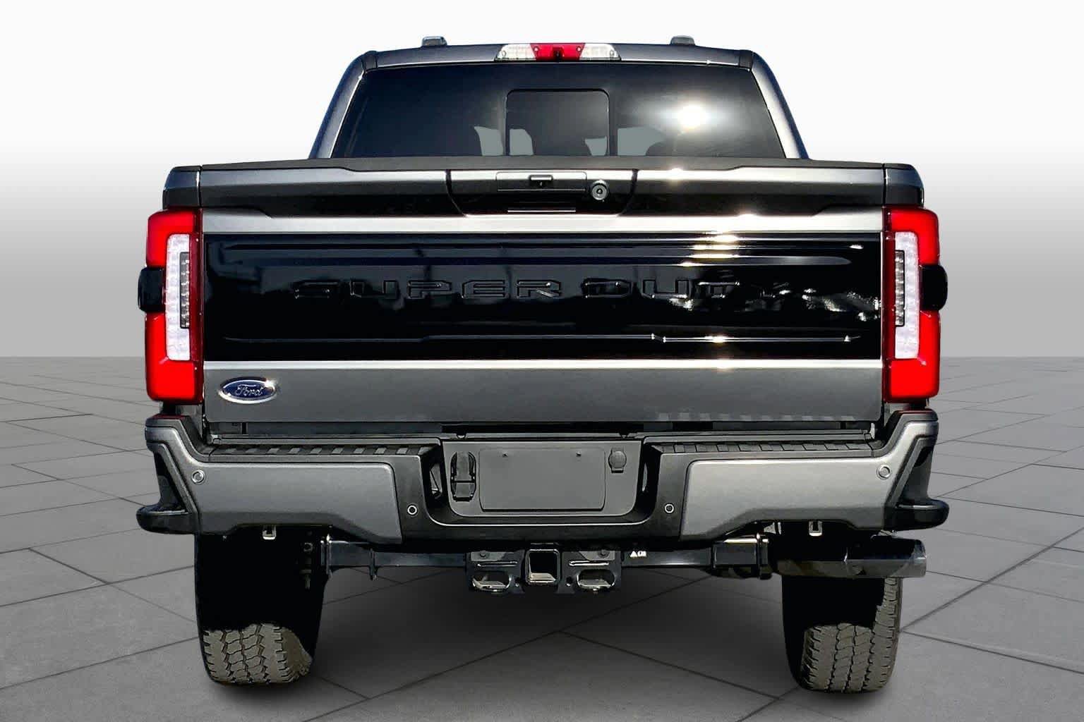 Certified 2026 Ford F250 Platinum AWD/4WD image 3